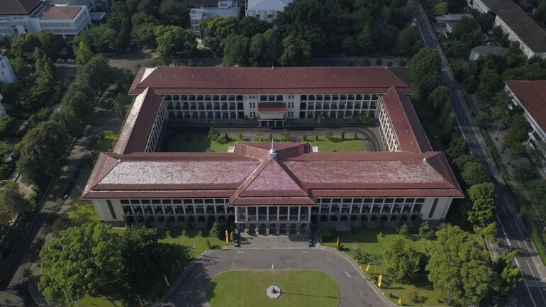 Gak Cuma UKT! Ini Detail Biaya Kuliah UGM yang Perlu Kamu Tahu