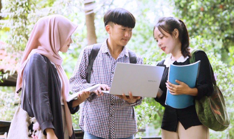 Prospek Karir Lulusan Manajemen Bisnis Syariah Ma'soem University: Konsultan, Manajer, dan Akuntan Syariah