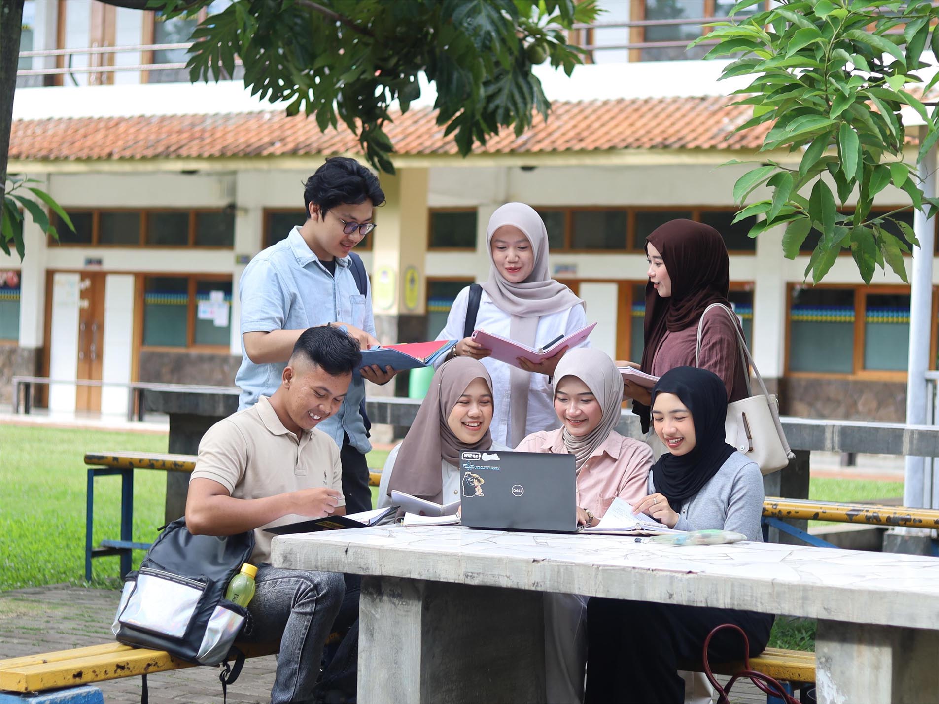 Bisakah Kuliah S1 Sistem Informasi Gratis Seratus Persen Melalui Program Khusus Penghafal Al Quran?