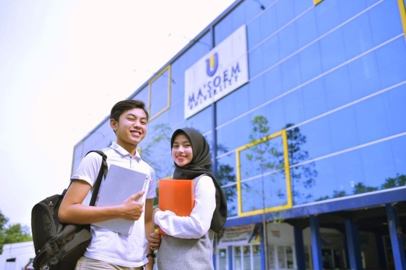 Universitas Swasta di Bandung dengan Program Studi Ekonomi Terbaik!