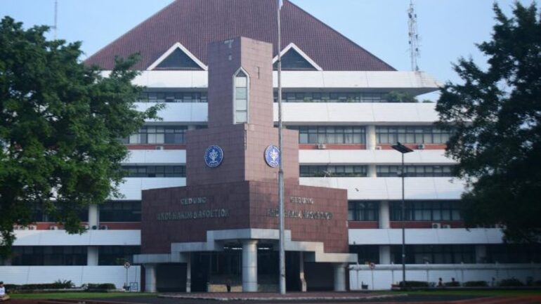 Passing Grade Fakultas di IPB: Mengetahui Kriteria Seleksi dan Nilai Minimum yang Dibutuhkan