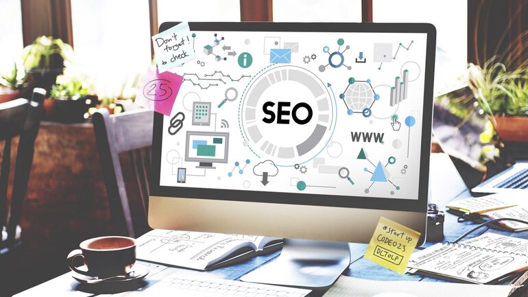 Jasa SEO RajaSEO.com: Solusi Profesional untuk Trafik Organik dan Visibilitas Website